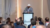 In Charlotte, NFL legend Ray Lewis offers a story the Carolina Panthers could learn from
