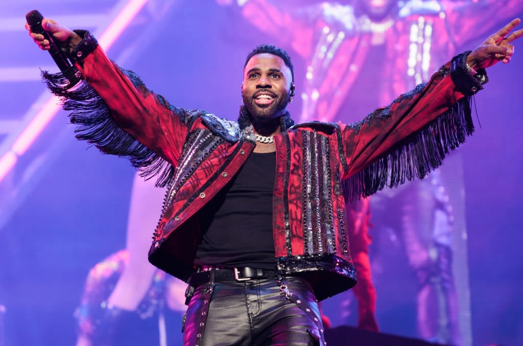 Jason Derulo Describes Breaking His Neck in Terrifying 2013 Tour Rehearsal Accident: ‘Is This How It All Ends?’
