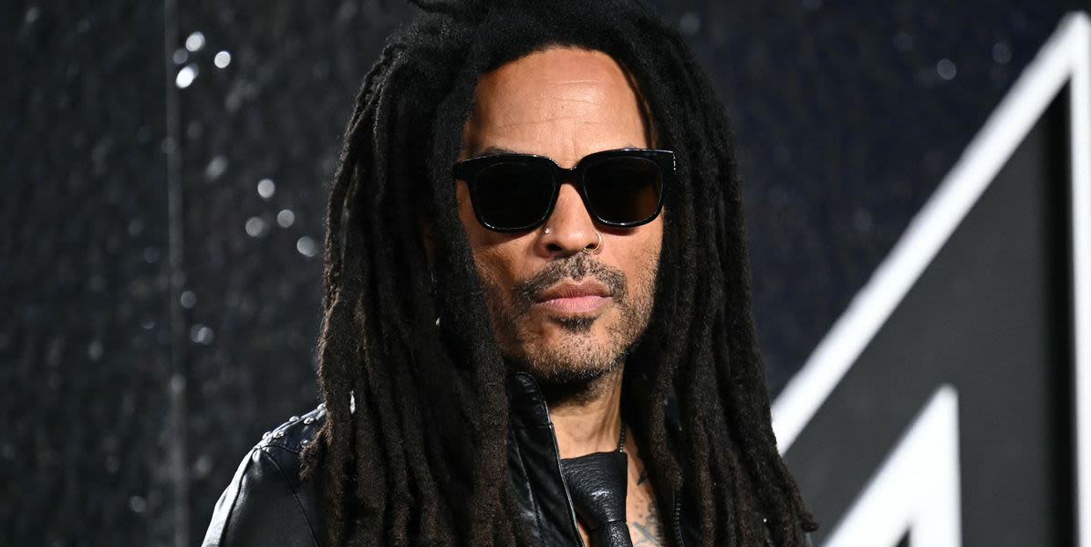 Lenny Kravitz Forgets 1 Essential Part Of Black-Tie Look At The VMAs