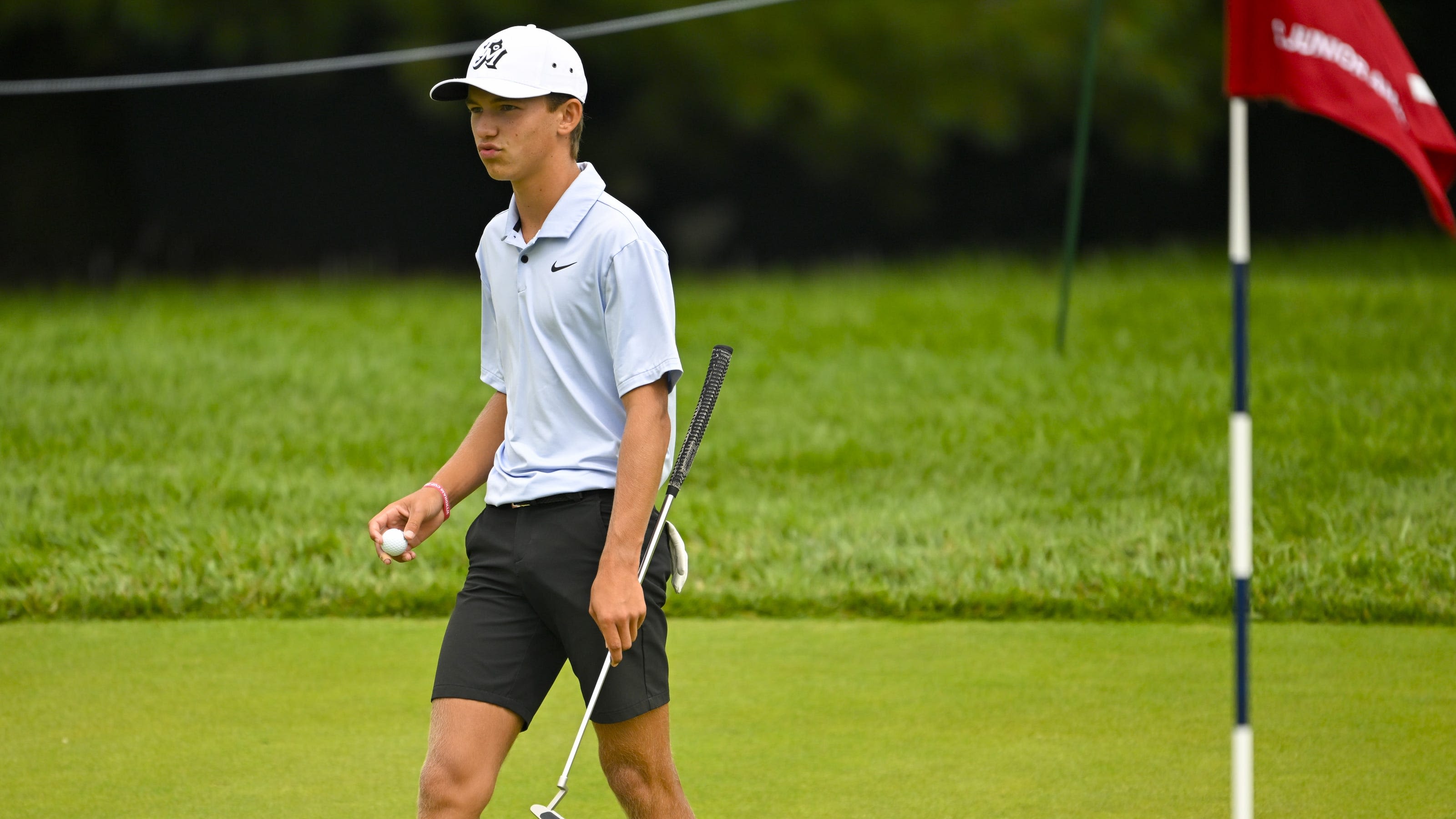 Miles Russell makes fast work of his first-round match in U.S. Junior Amateur at Oakland Hills
