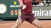 Djokovic wins in first round at French Open