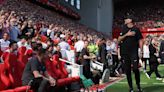 Anfield rinde un emotivo homenaje a Klopp en su despedida