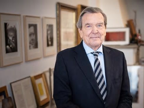 Gerhard Schröder wird 80: Um den Ex-Kanzler ist es einsam geworden