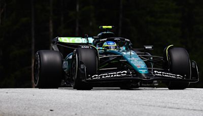 Alonso avisa de un problema de motor en su Aston Martin tras la 'qualy' sprint