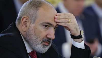 Armenians take to the streets asking PM Pashinyan to resign over border dispute