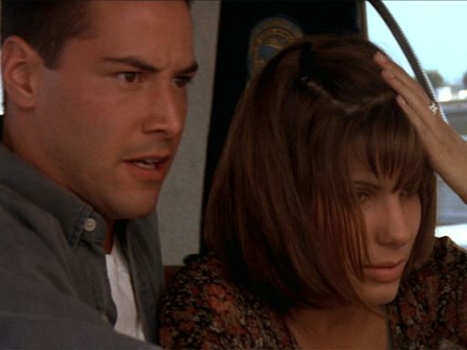 Speed's Sandra Bullock Explains Why Her Building Chemistry With Keanu Reeves In The Action Classic Is Like...