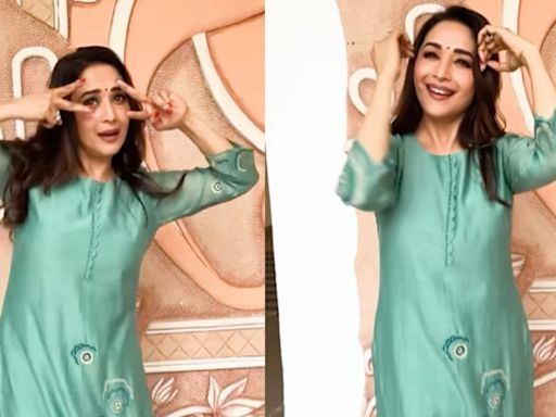 Madhuri Dixit Effortlessly Grooves To Dekhha Tenu, Fans Call Her ‘Poetry In Motion’ - News18