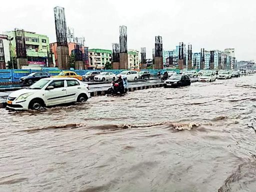 Rainy start to August, Kolkata may get more spells today | Kolkata News - Times of India
