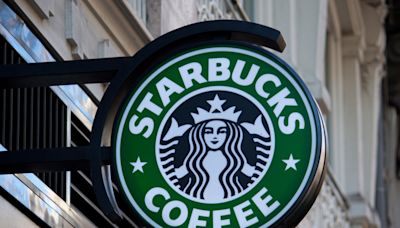 UBS cuts Starbucks stock target, maintains neutral stance By Investing.com