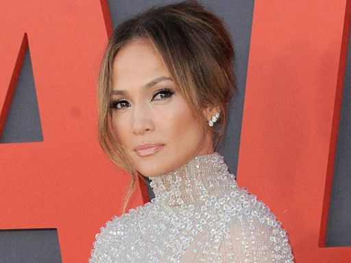 George Lopez Calls Out Jennifer Lopez For Sharing Butt Selfie Amid Divorce From 'Miserable' Ben Affleck