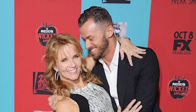 Lea Thompson recalls Artem Chigvintsev getting 'so mad' at her on DWTS