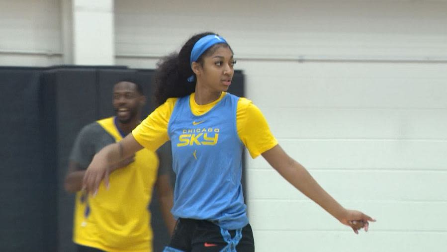 All eyes on Angel Reese, Kamilla Cardoso as Sky start training camp