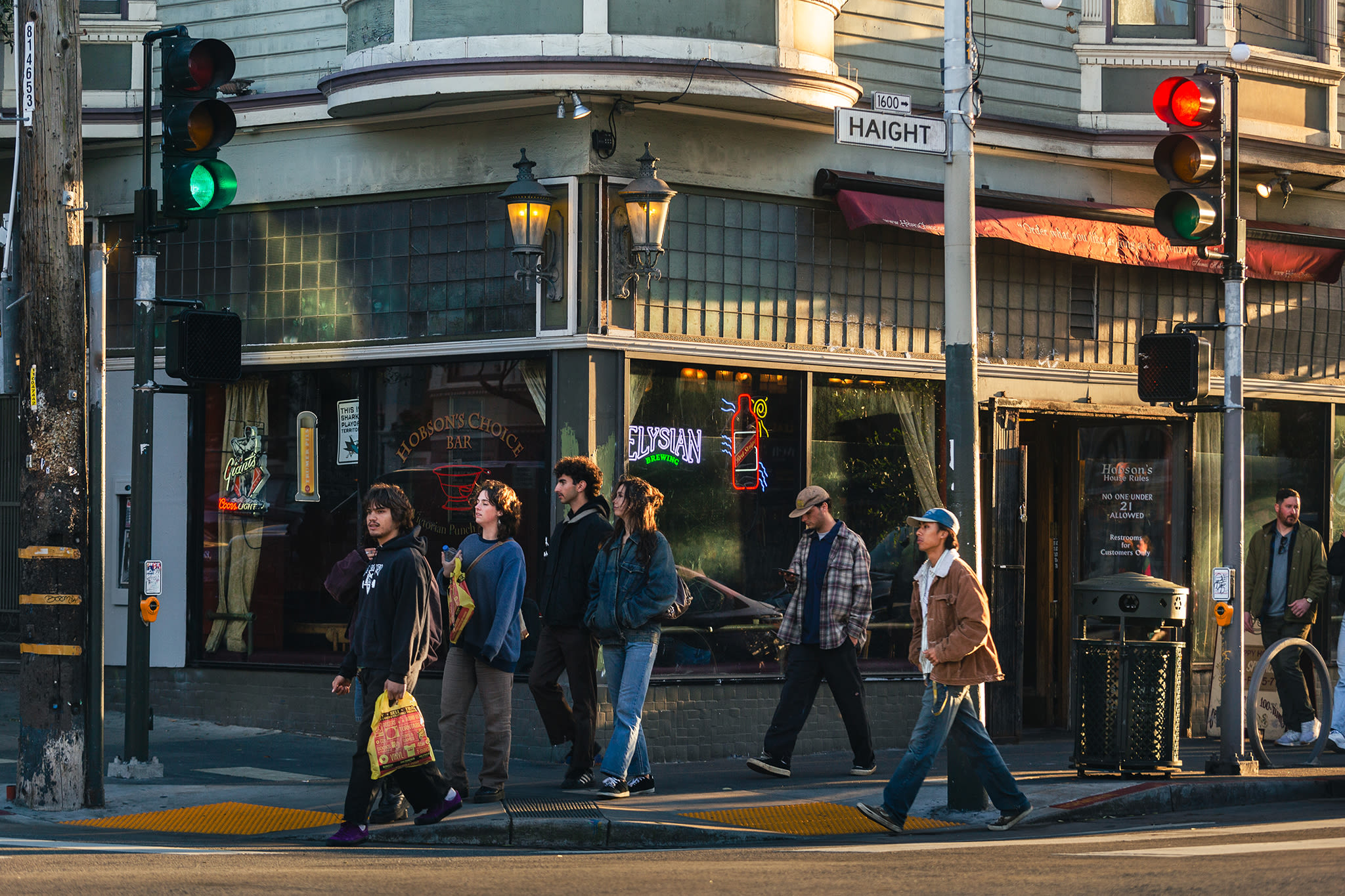 Storied San Francisco bar reportedly closing