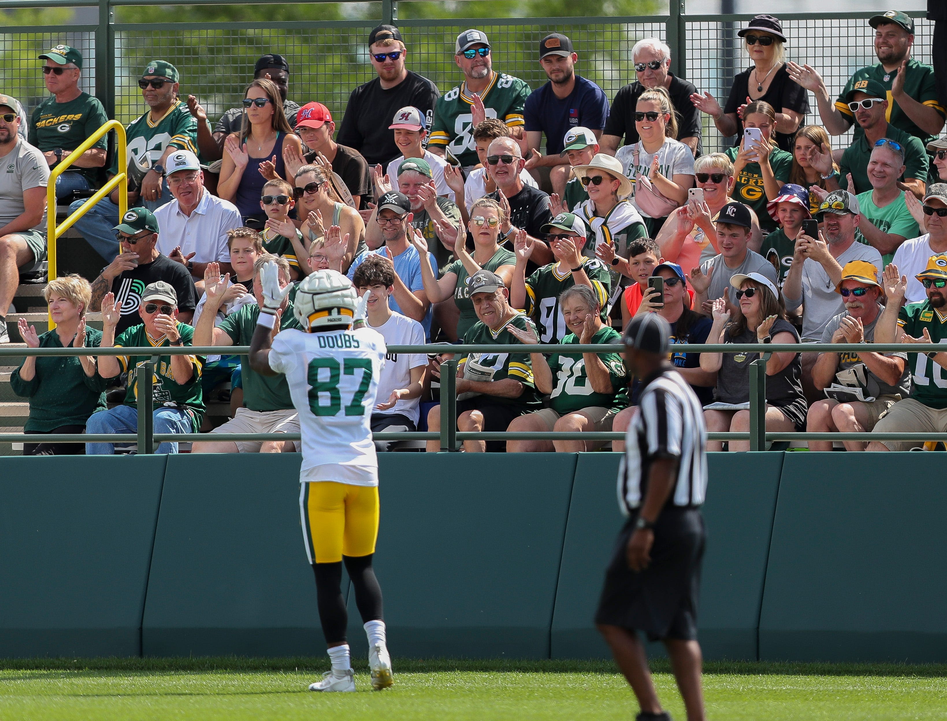 Green Bay Packers training camp practice highlights: Jordan Love's deep ball, Jordan Morgan returns, Lukas Van Ness' sack: Recap