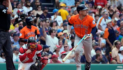 Alex Bregman hits 3-run HR, Yordan Alvarez follows with solo shot as Astros beat Red Sox 10-2