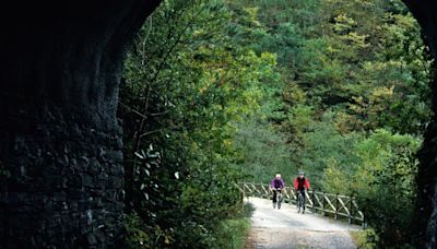 Estas son las 10 mejores Vías Verdes de España para hacer en bici