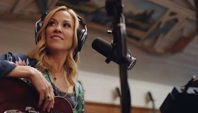 Sheryl Crow Promotes New Album by Saying Albums Are a "Waste of Time and Money"