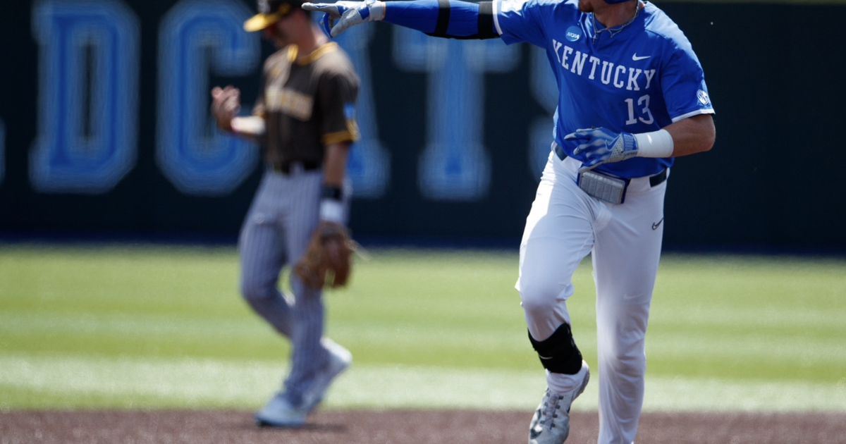 Kentucky baseball handles Western Michigan, 10-8, in NCAA Tournament opener