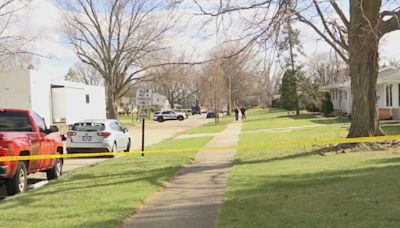 4 dead, 1 in critical condition after Illinois stabbing spree; suspect in custody, officials say