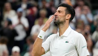 Djokovic está en semis de Wimbledon sin jugar tras retiro de De Minaur; Rybakina elimina a Svitolina