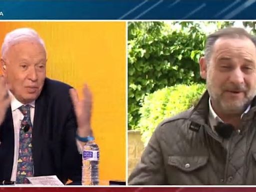 Máxima tensión entre Ábalos y Margallo por Pedro Sánchez en 'Todo es mentira': "Parece 'Cuarto milenio'"