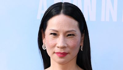 Lucy Liu Redefined the LBD Trend With This Super-Rare, Chic Red Carpet Appearance