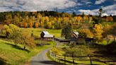 Vt. Town Known for Fall Foliage Bans Influencers, Tourists After Visitors 'Defecated' on Property