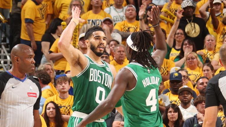 Celtics comeback win vs. Pacers: Jayson Tatum's big night, Jrue Holiday's clutch stop push Boston to 3-0 lead | Sporting News Canada