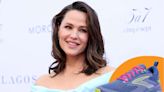 Jennifer Garner Can’t Stop Flocking to This Comfy Sneaker Brand, and Amazon Discounts Are Up to 45% Off