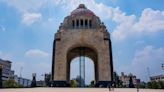 Muere trabajador en el Monumento a la Revolución tras caer de elevador