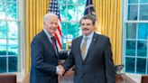 Embajador de Guatemala presenta cartas credenciales ante presidente Joe Biden