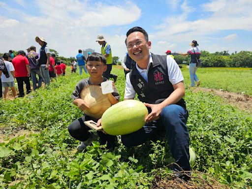 西瓜節溪海採瓜兼賞花 親子同樂共享農趣 | 蕃新聞