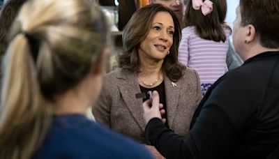 Campaña de Kamala Harris anuncia gira por estados indecisos tras su próximo debate con Trump