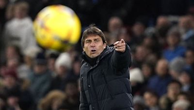 Napoli hires ex Chelsea, Spurs soccer coach Antonio Conte