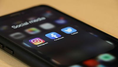 Pakistan to Ban Social Media Platforms During Muharram to Control 'Hate Material'