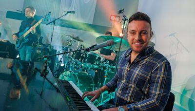 Nathan Carter takes to the stage at Castlerea Prison