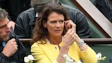 Annabel Croft told Wimbledon star to steal umpire's microphone after drama