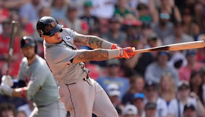 Javier Báez’s 2-run single in 10th helps Tigers beat Boston to send Red Sox to first Sunday loss