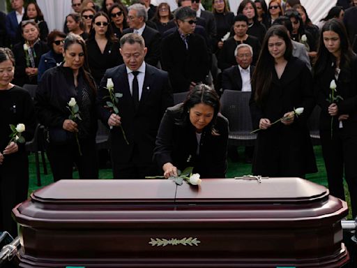 Alberto Fujimori, Peru's controversial former president, buried after 3 days of national mourning