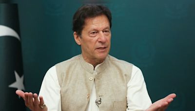 Ex-Pak PM Imran Khan acquitted in illegal marriage case; to remain behind bars after his arrest in fresh corruption case - CNBC TV18