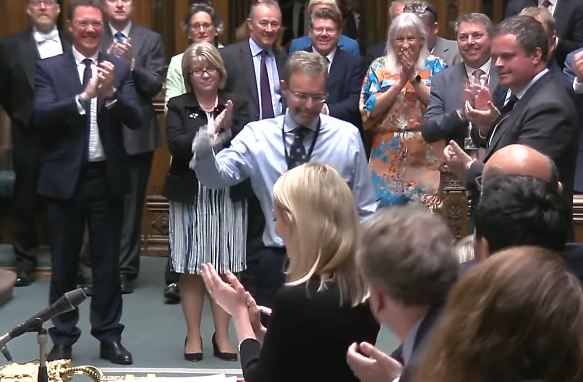 Craig Mackinlay gets standing ovation as Tory MP returns to Parliament after losing limbs to sepsis