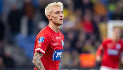 Oliver Sonne sigue brillando: aparece en el once ideal de la semana 28 de la Superliga de Dinamarca