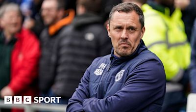 Paul Hurst: Shrewsbury boss says contract deadline is 'natural'