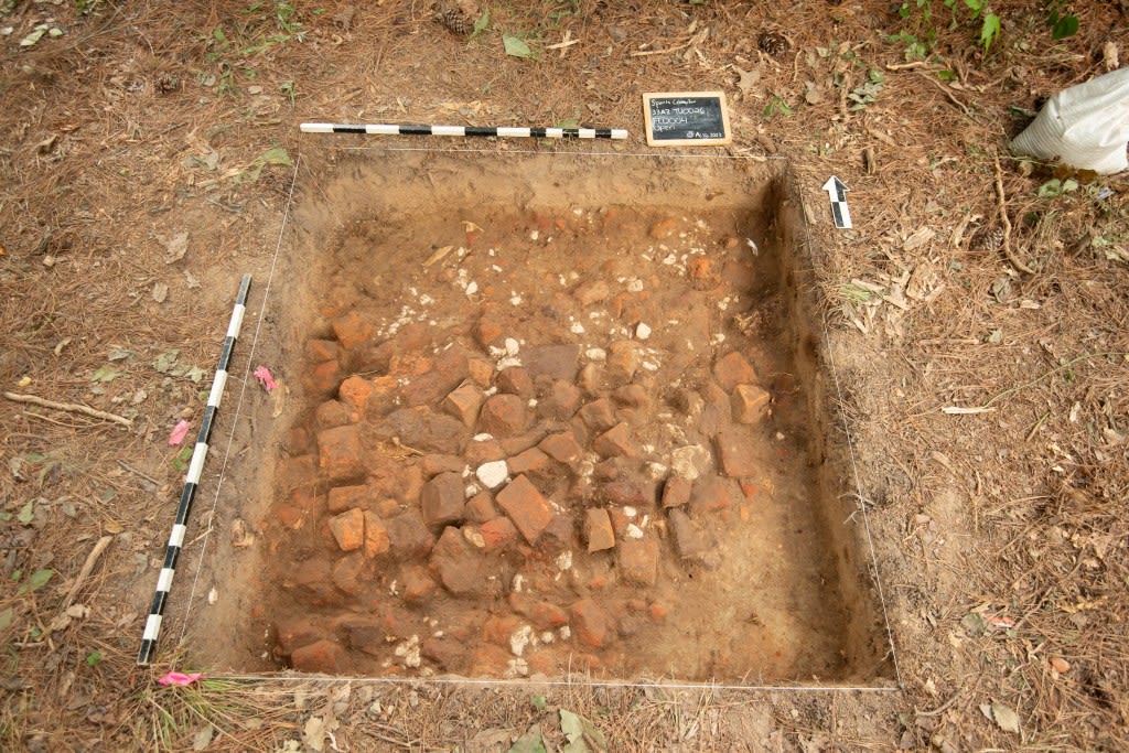 Colonial Williamsburg archaeologists discover site of Revolutionary War barracks