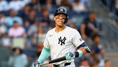 Yankees’ Aaron Judge got a surprise, $300 million free-agent offer from AL rival