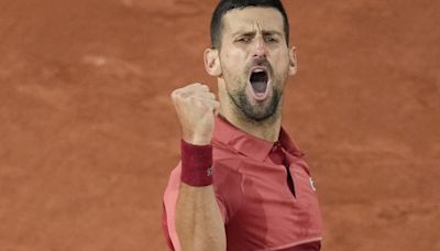 Un Djokovic raro crea más dudas en su estreno en Roland Garros