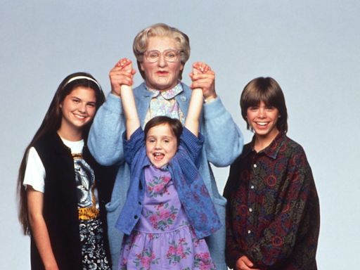 Robin Williams Went Above And Beyond For One Of His ‘Mrs. Doubtfire’ Kids