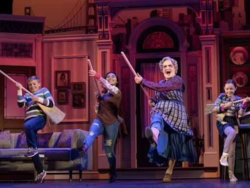 New musical comedy ‘Mrs. Doubtfire’ brings family fun to Saenger Theatre