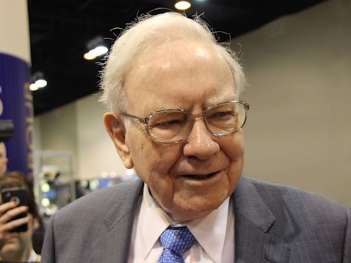 The Best Warren Buffett Stocks to Buy With $500 Right Now | The Motley Fool