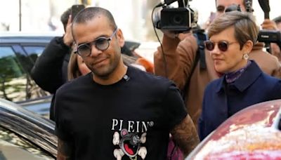 El detalle de Dani Alves con una periodista que no ha pasado desapercibido: así responde a su pregunta